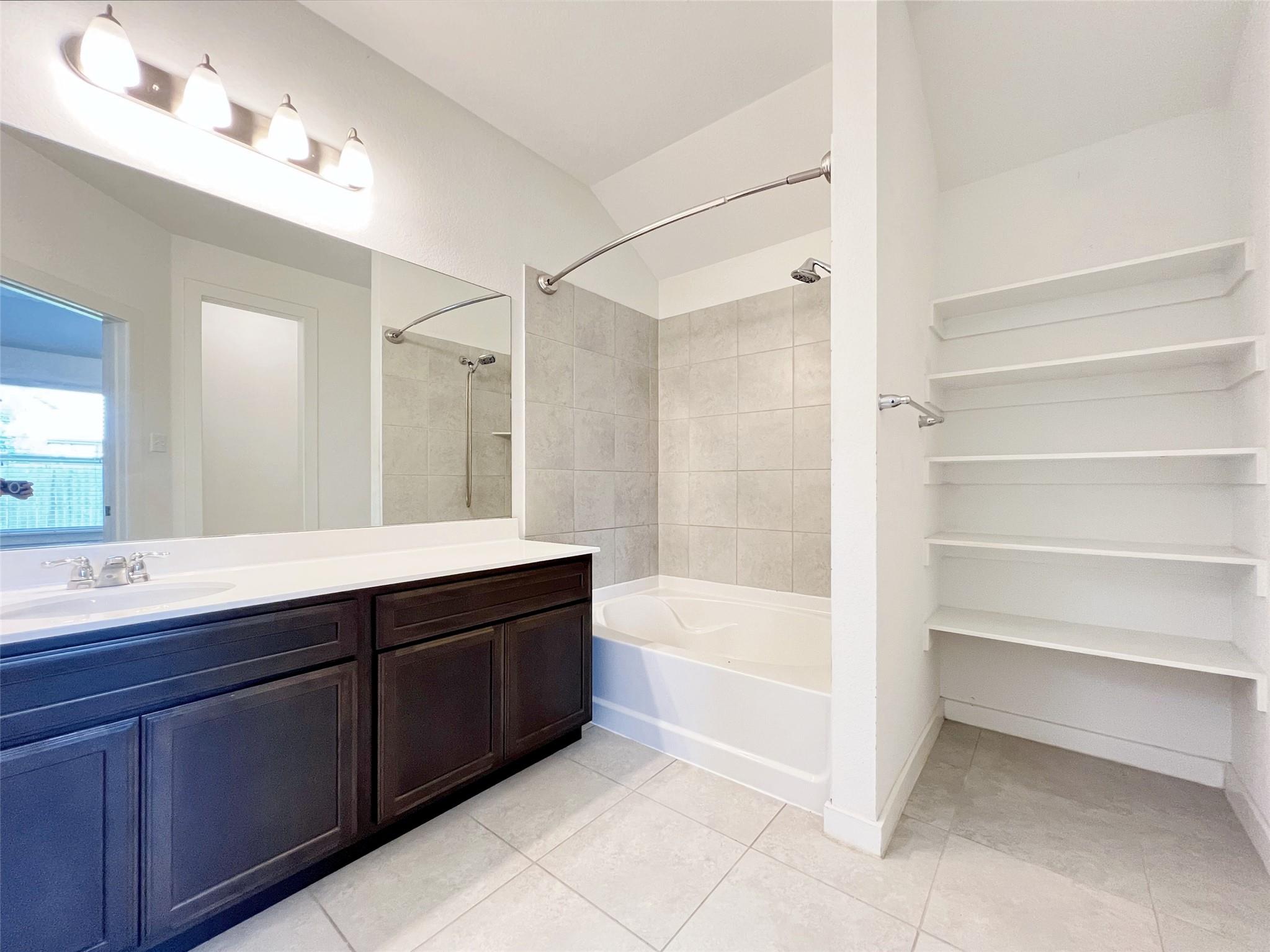 5772 Corsica Loop Property Photo 19