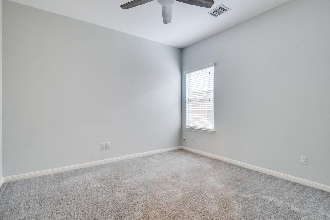 628 Bottle Brush Dr Property Photo 10