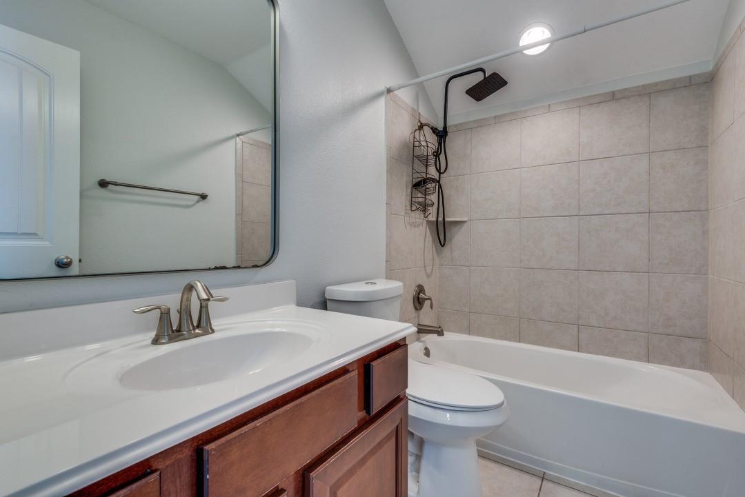628 Bottle Brush Dr Property Photo 15