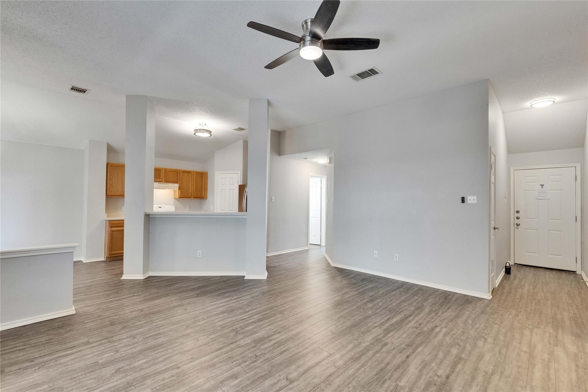 1403 Gulf Way Property Photo 2