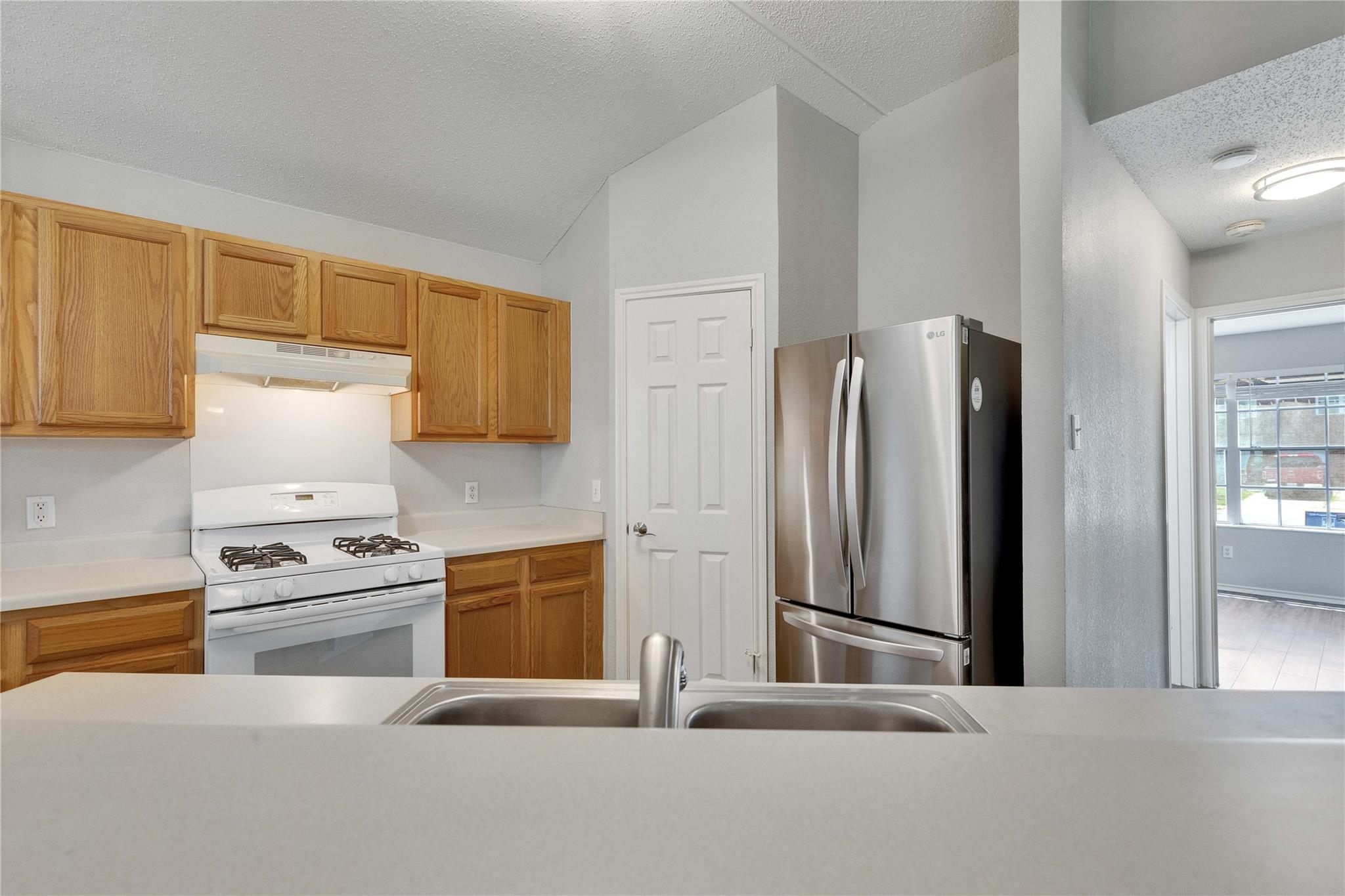 1403 Gulf Way Property Photo 4