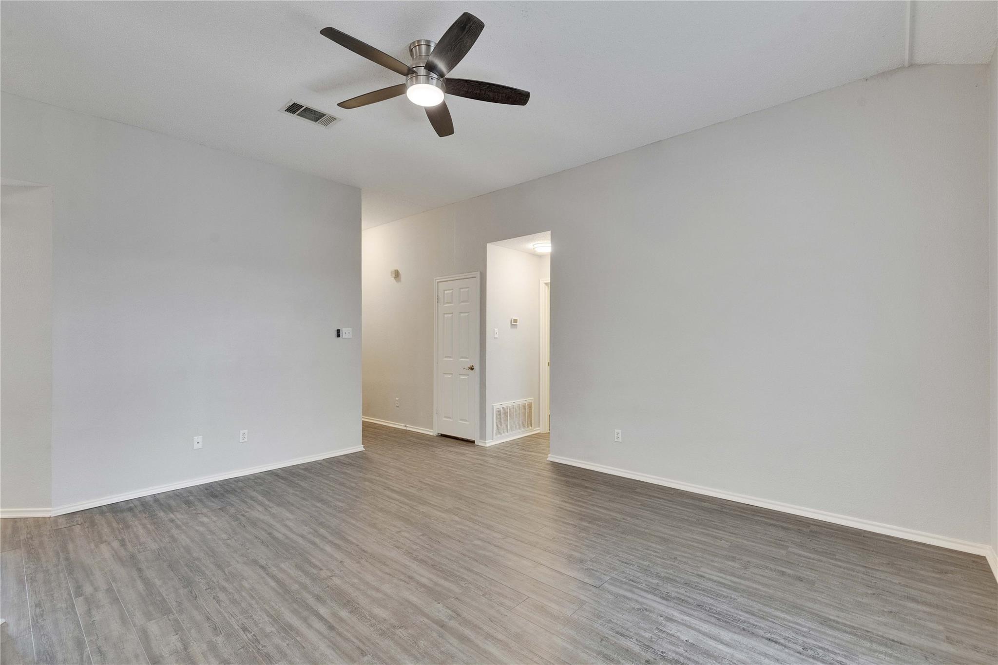 1403 Gulf Way Property Photo 10