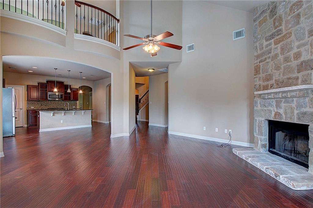 2409 Santa Clara Ln Property Photo 6