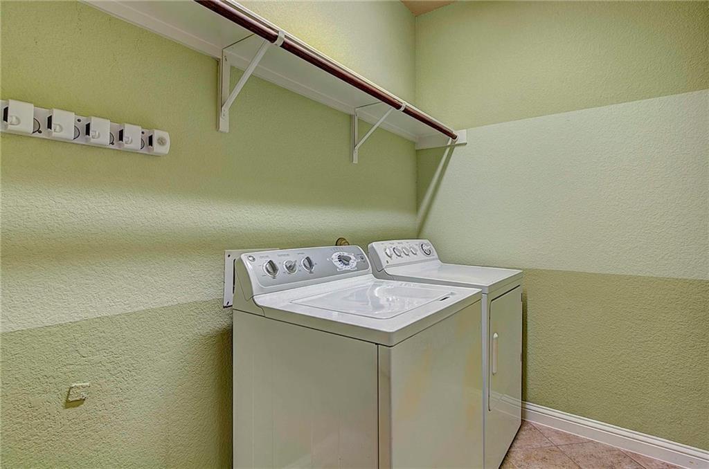 2409 Santa Clara Ln Property Photo 30