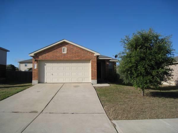 211 N Woodley Rd Property Photo 1