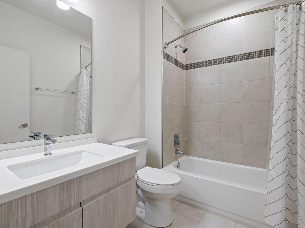 7805 Cooper Ln #204 Property Photo 13