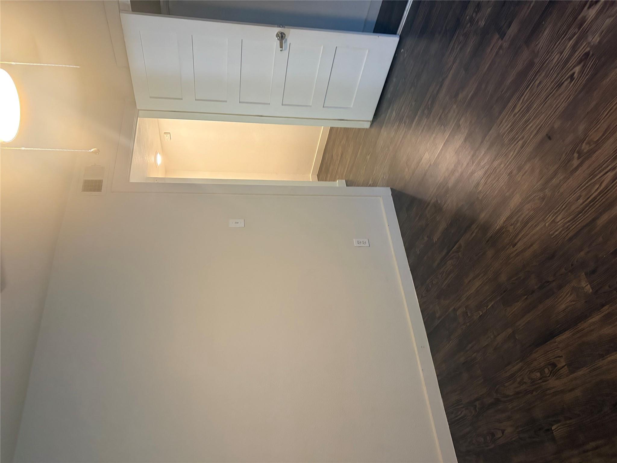 3503 Harmon Ave #102 Property Photo 6