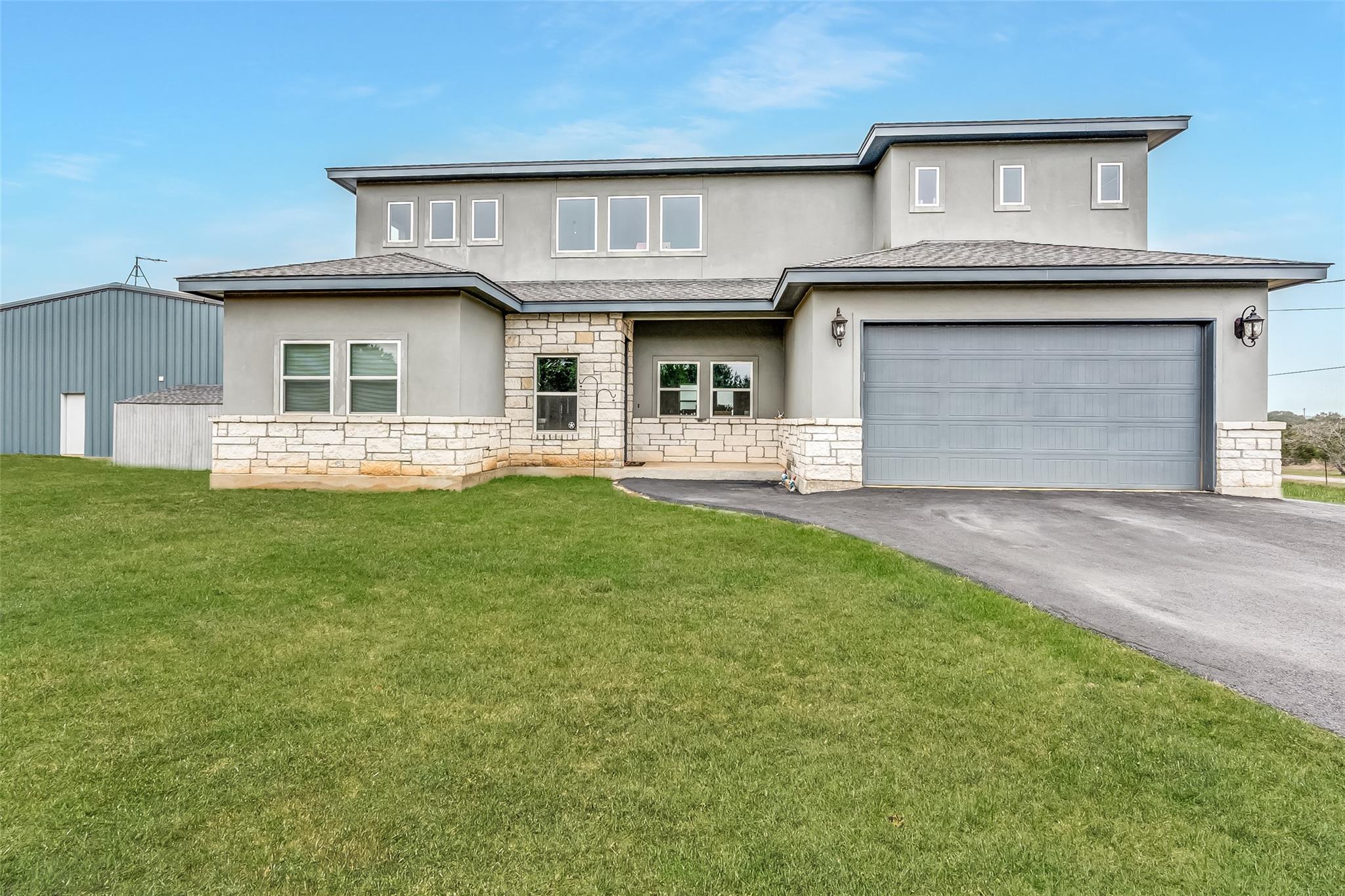 154 Maverick Property Photo