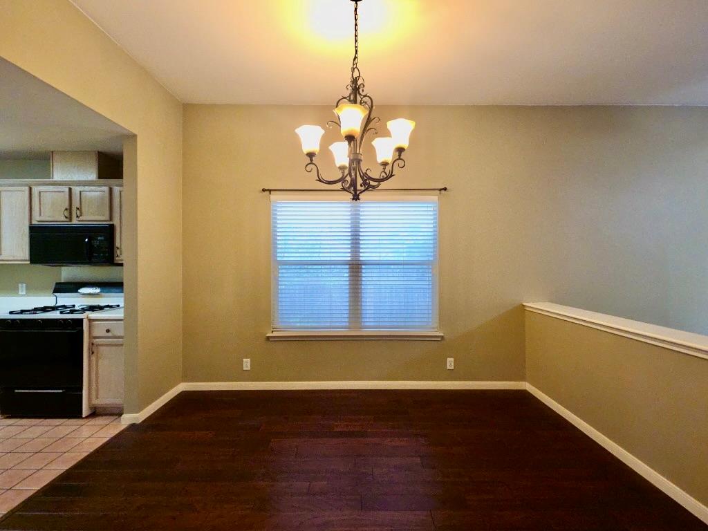 9106 Wellesley Dr Property Photo 7
