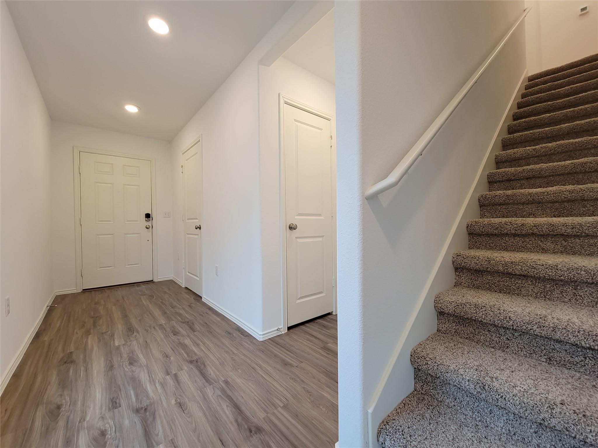 12109 Short Leaf Path Property Photo 6