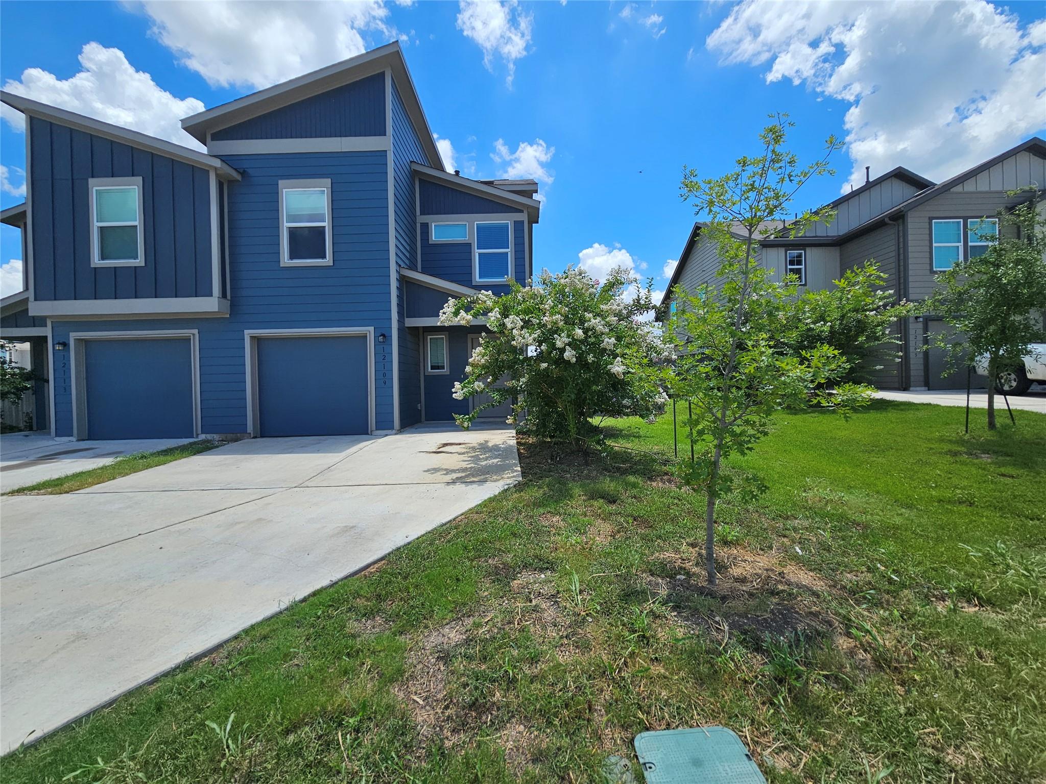 12109 Short Leaf Path Property Photo 29