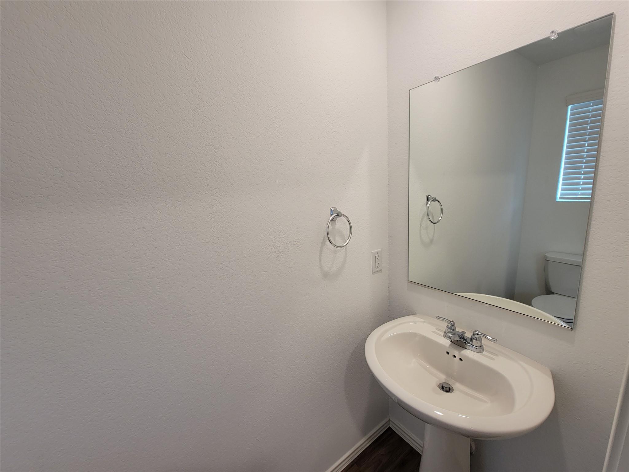 12109 Short Leaf Path Property Photo 32