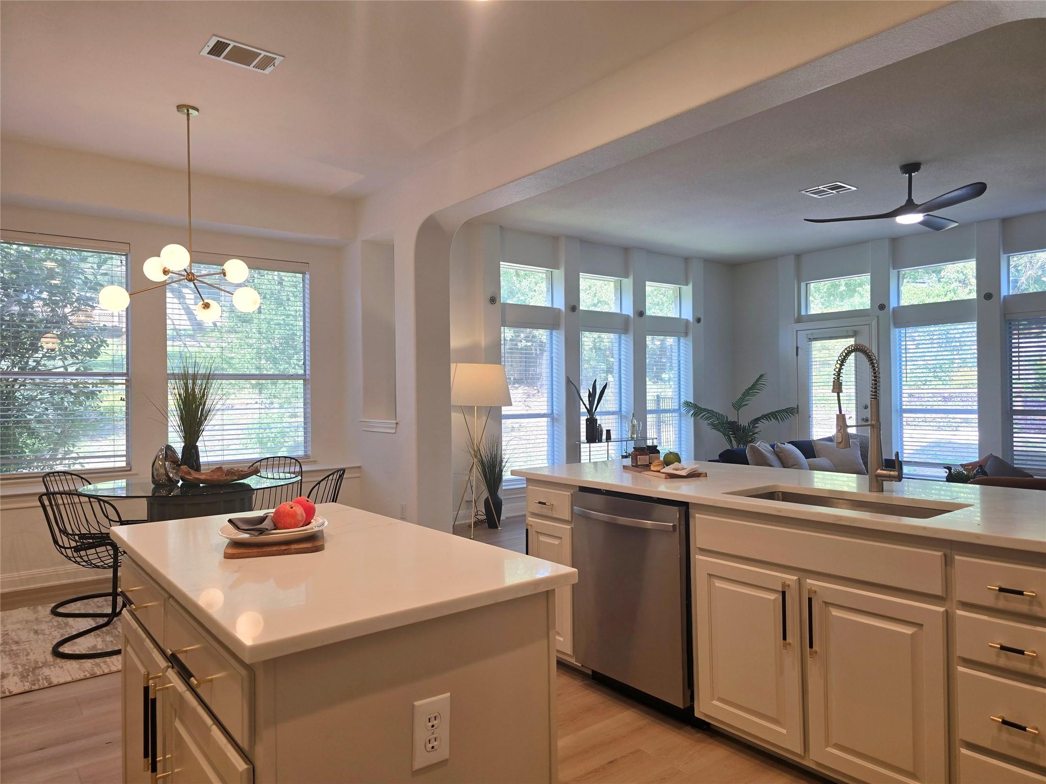 10303 Spicewood Pkwy Property Photo 11