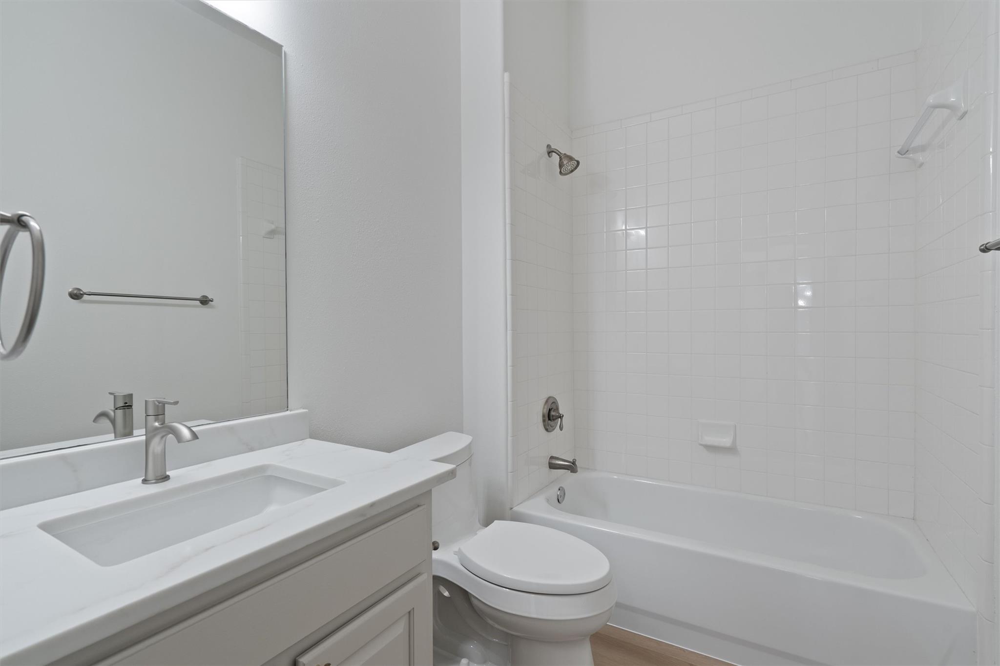 10303 Spicewood Pkwy Property Photo 25