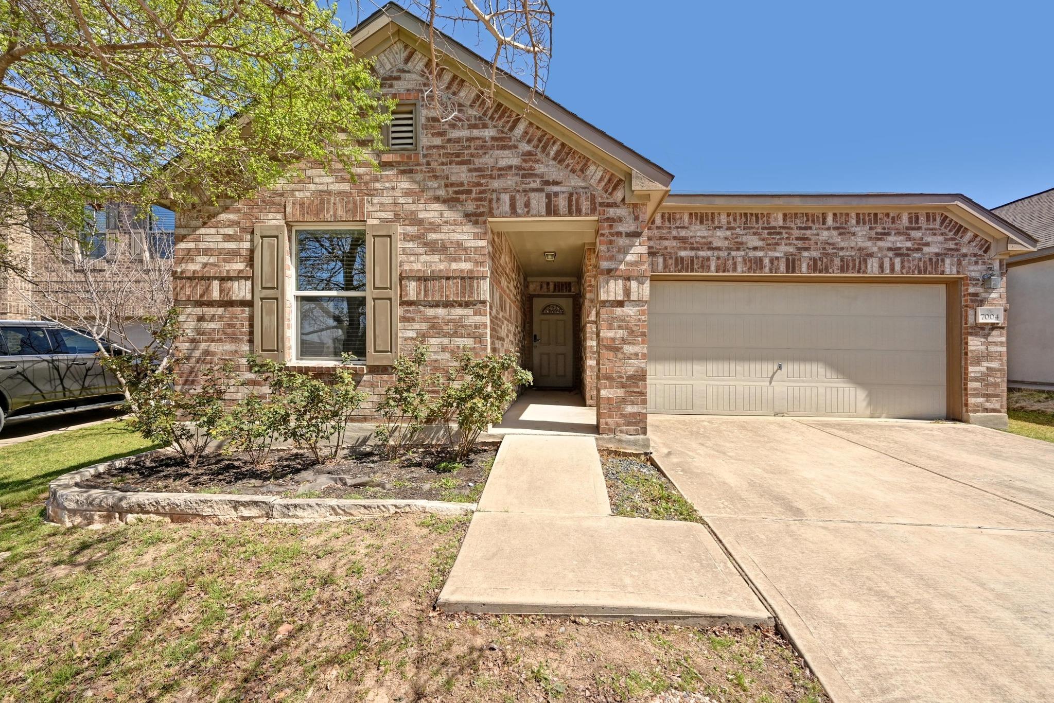 7004 Ashen Ln Property Photo
