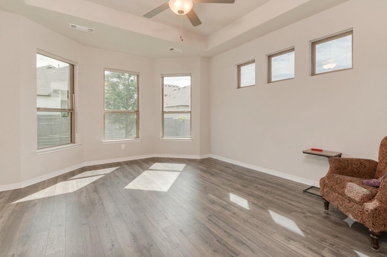 201 S Park Vis Property Photo 15
