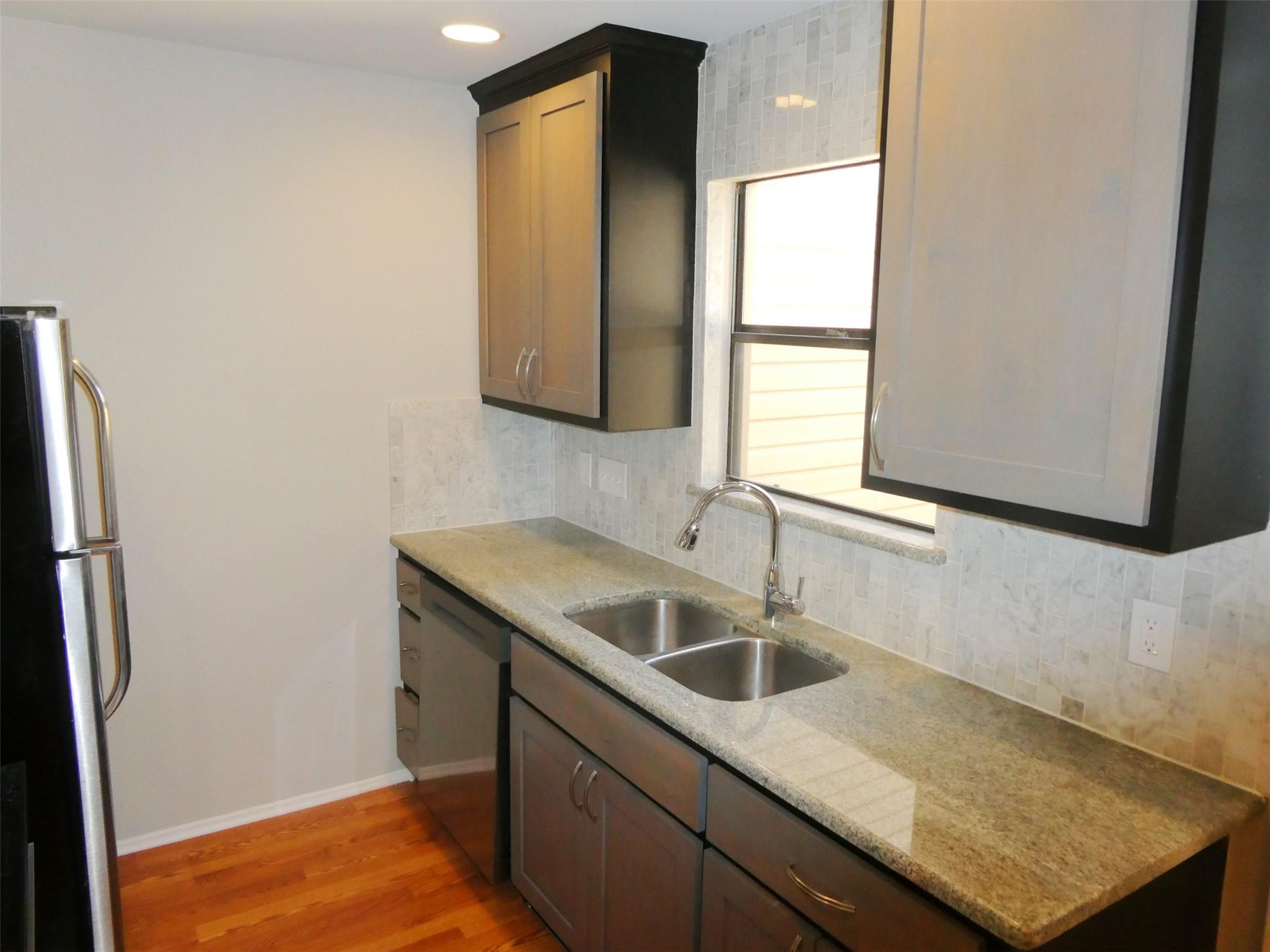 8400 Jamestown Dr #204 Property Photo 7