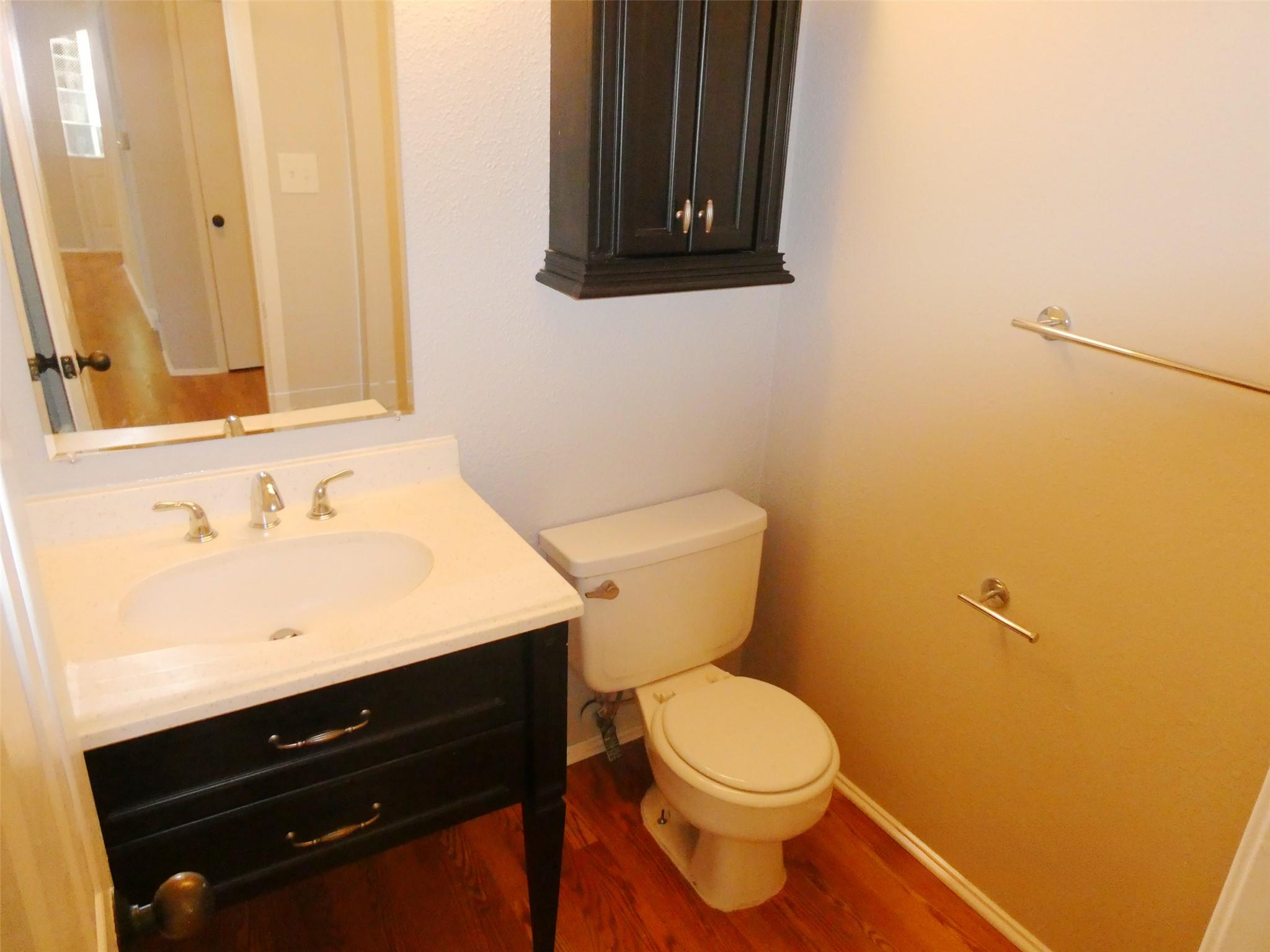 8400 Jamestown Dr #204 Property Photo 11