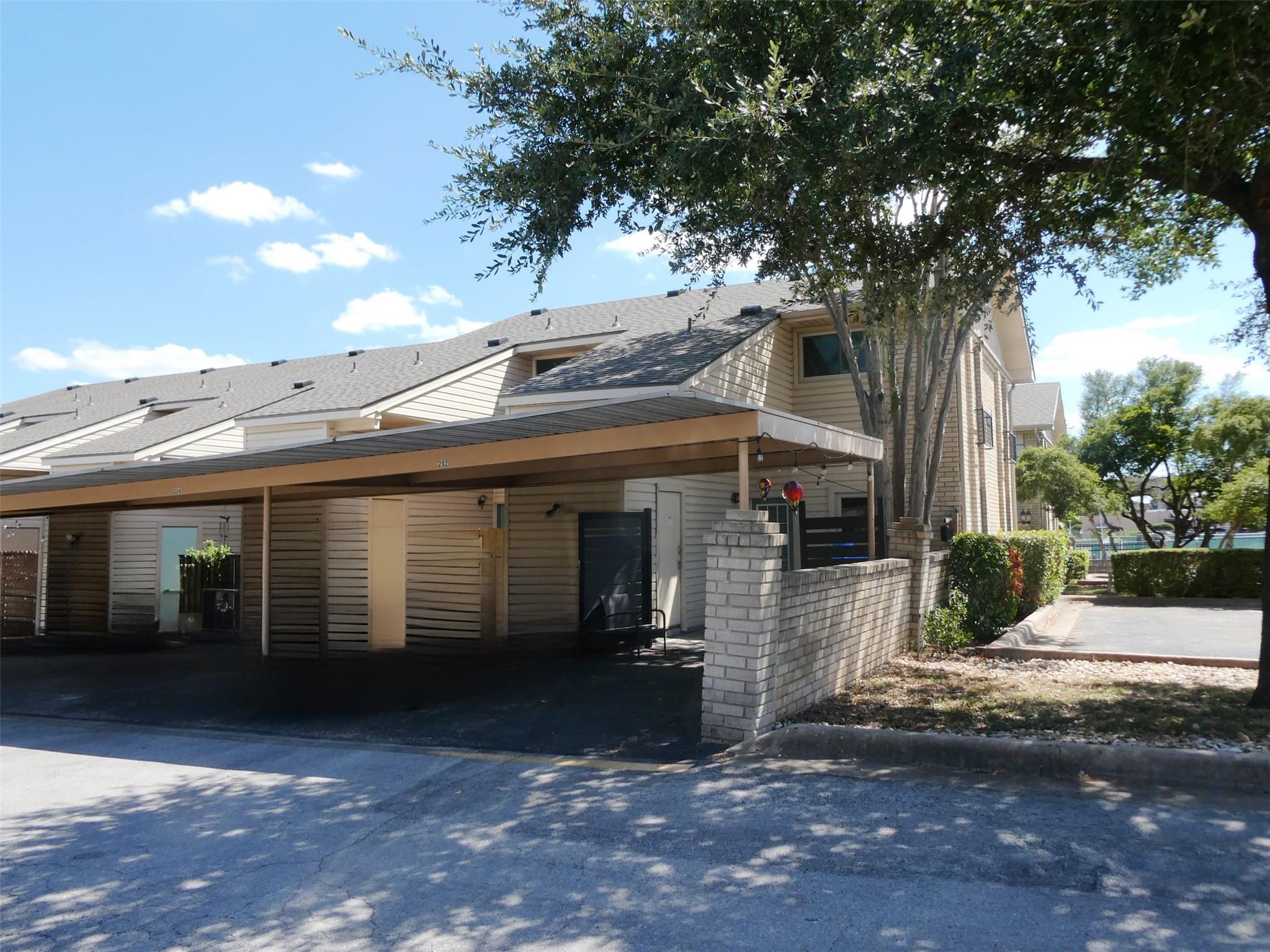 8400 Jamestown Dr #204 Property Photo 18