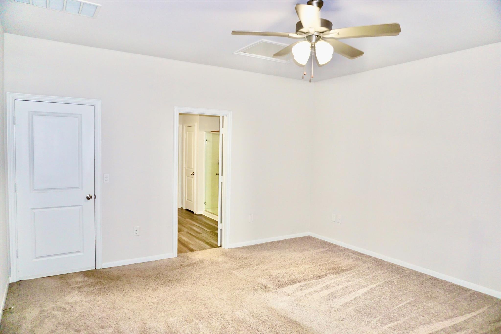 210 Bent Creek Dr Property Photo 11