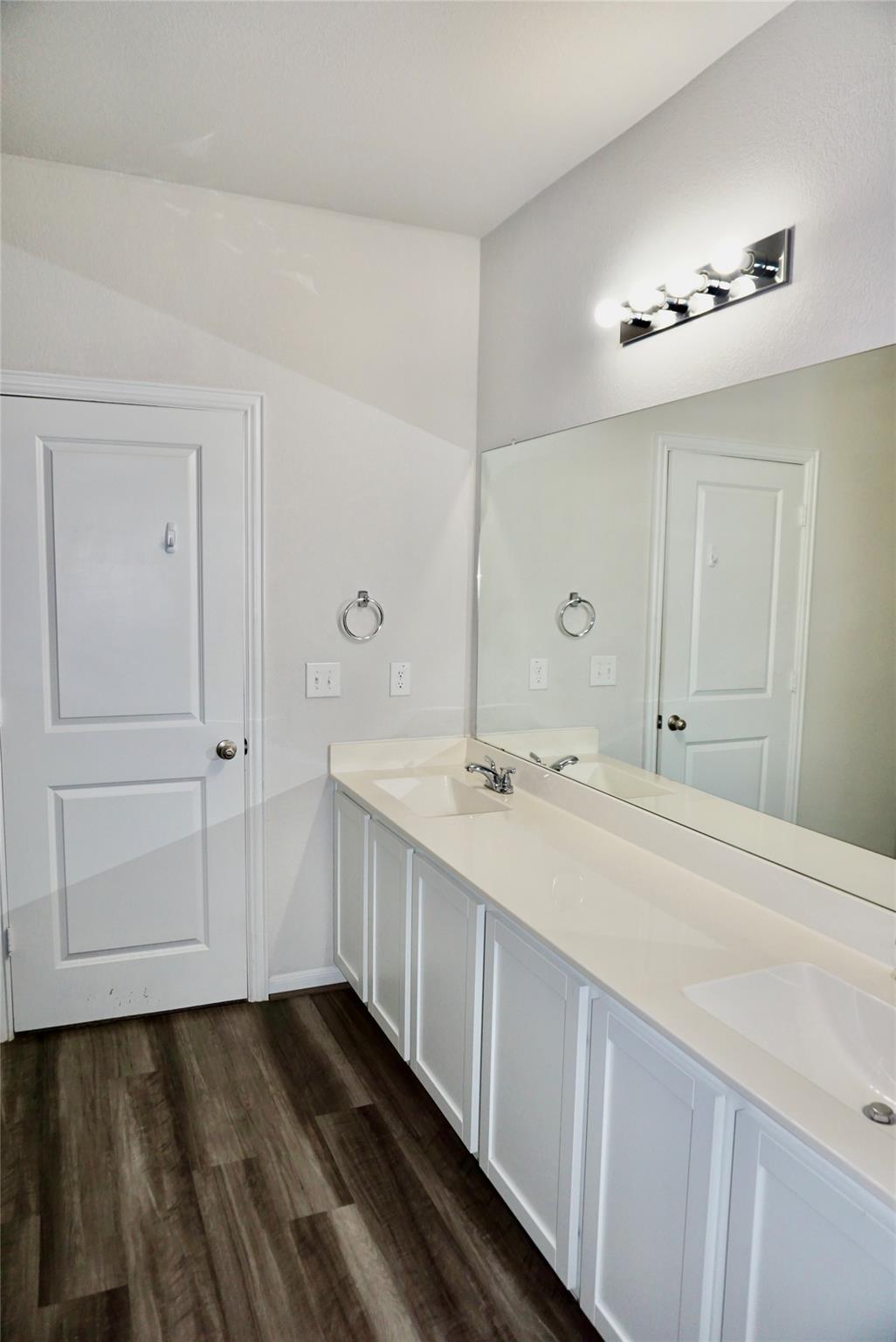 210 Bent Creek Dr Property Photo 16