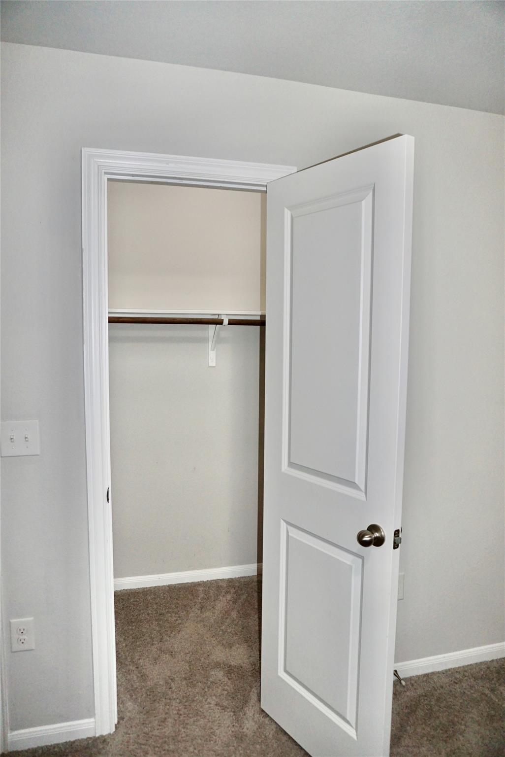 210 Bent Creek Dr Property Photo 25