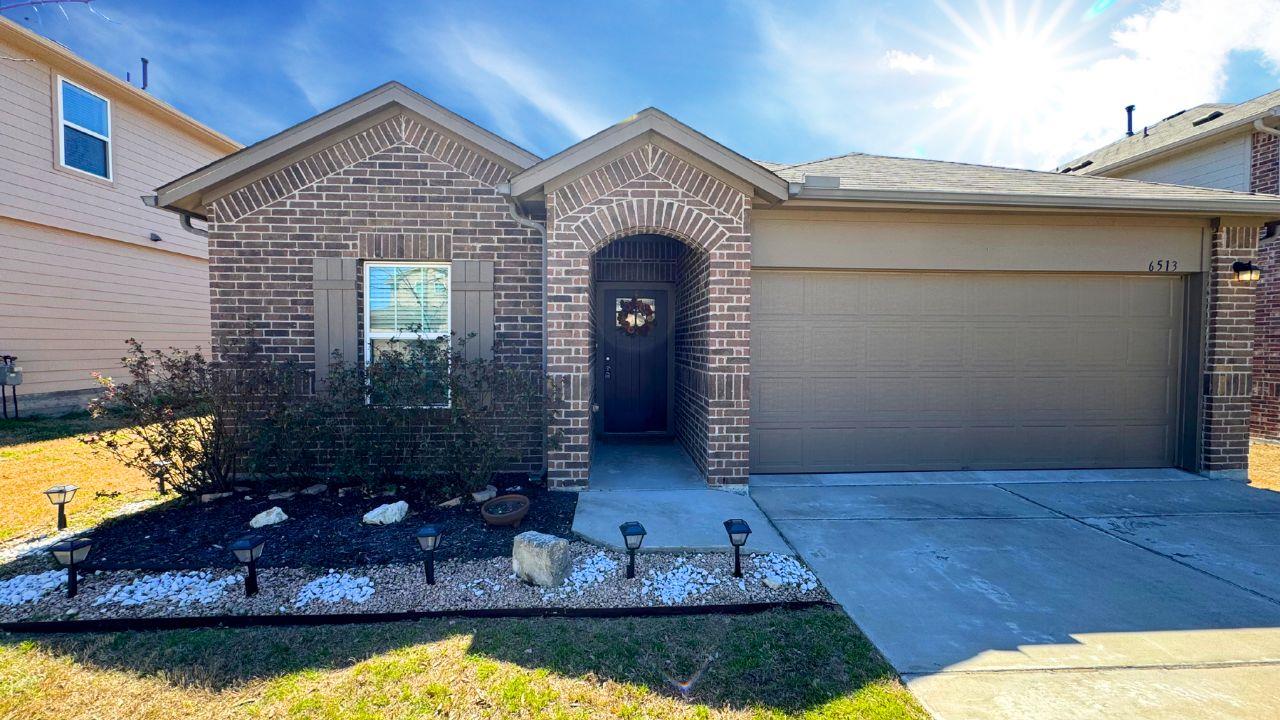 6513 Ranchito Dr Property Photo