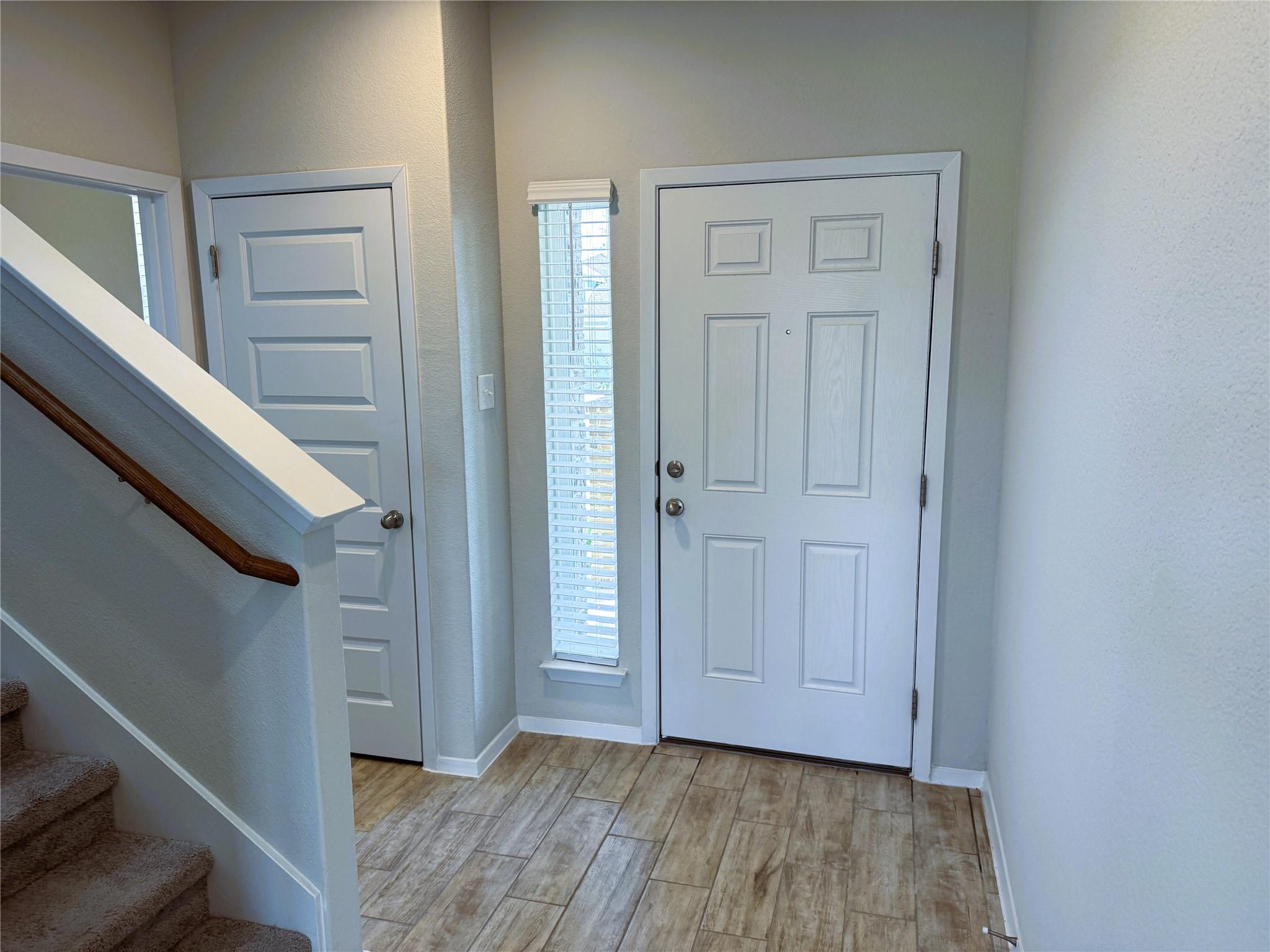 106 Crooked Trail Trl Property Photo 5