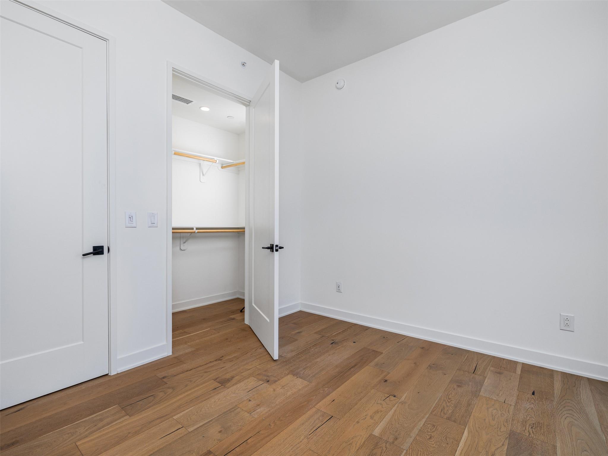 84 East Ave #1609 Property Photo 16