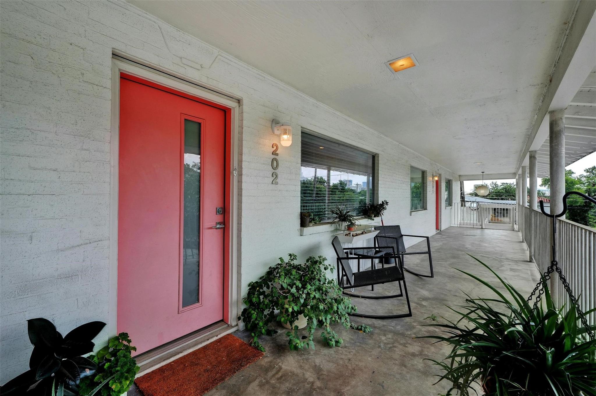1208 Enfield Rd 202 Property Photo 2