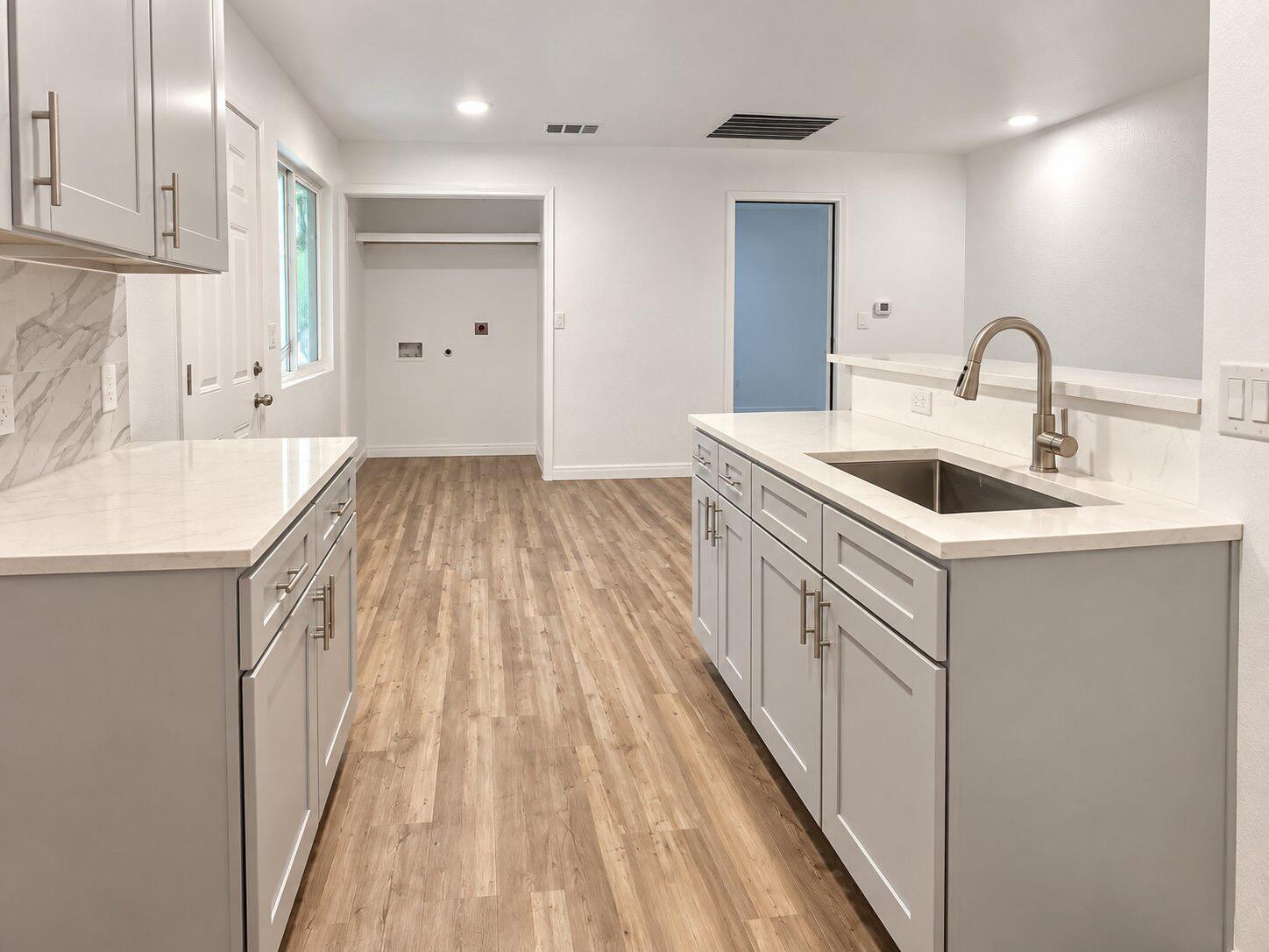 4905 Nesting Way Property Photo 11