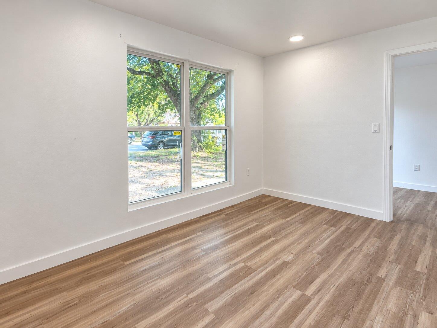 4905 Nesting Way Property Photo 12