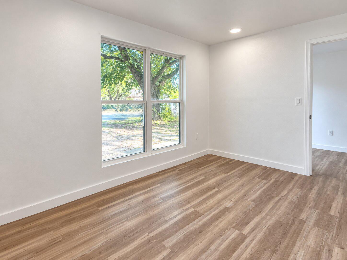4905 Nesting Way Property Photo 13