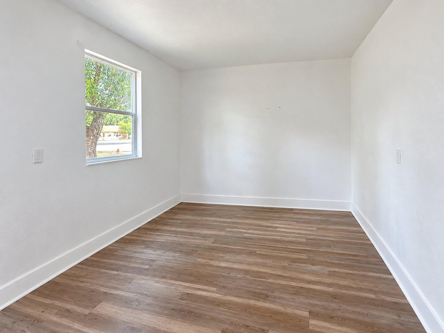 4905 Nesting Way Property Photo 14