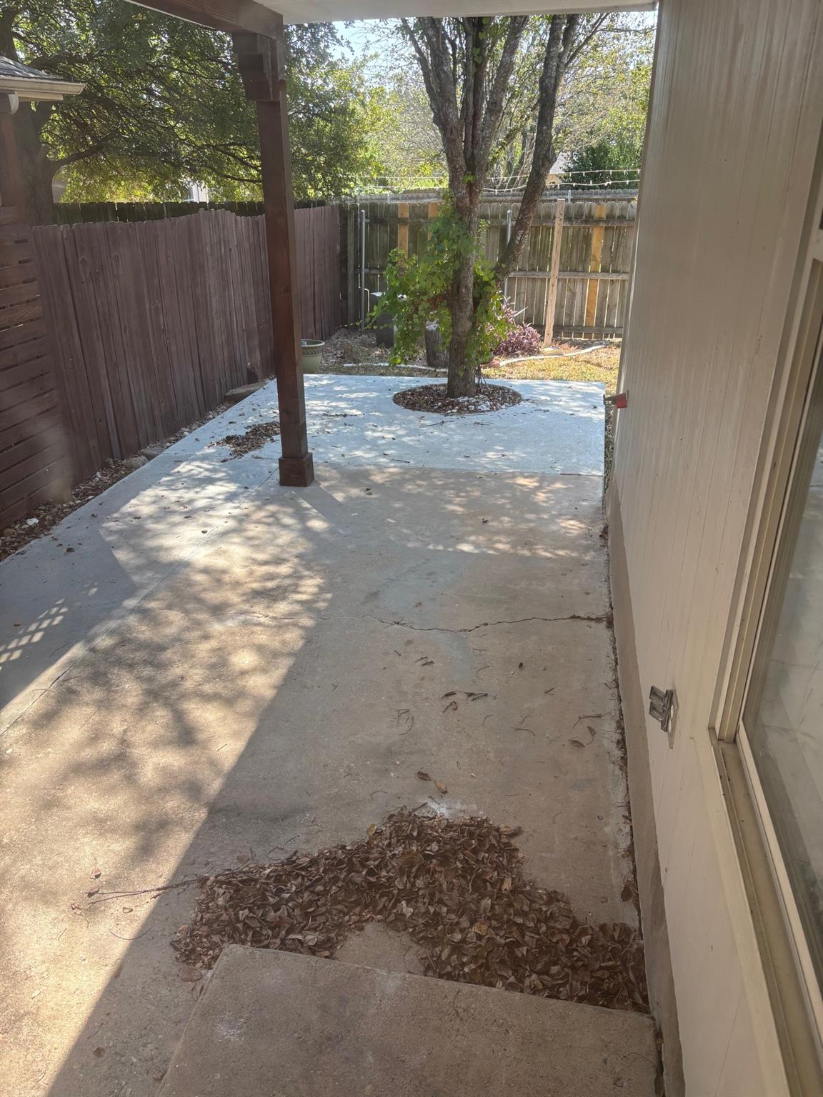1605 Saint Leger St St Property Photo 8