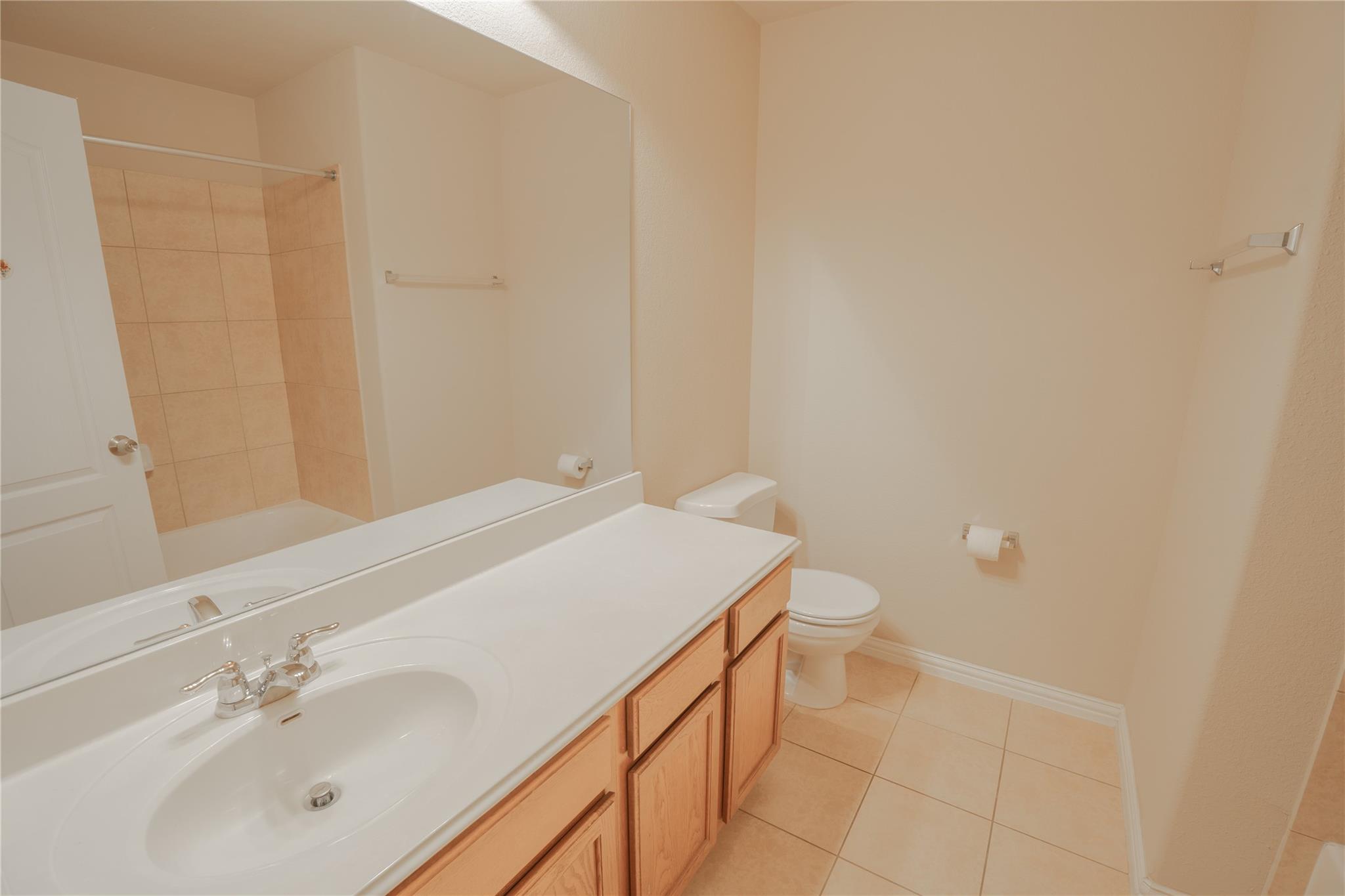 403 Tascate St Property Photo 24