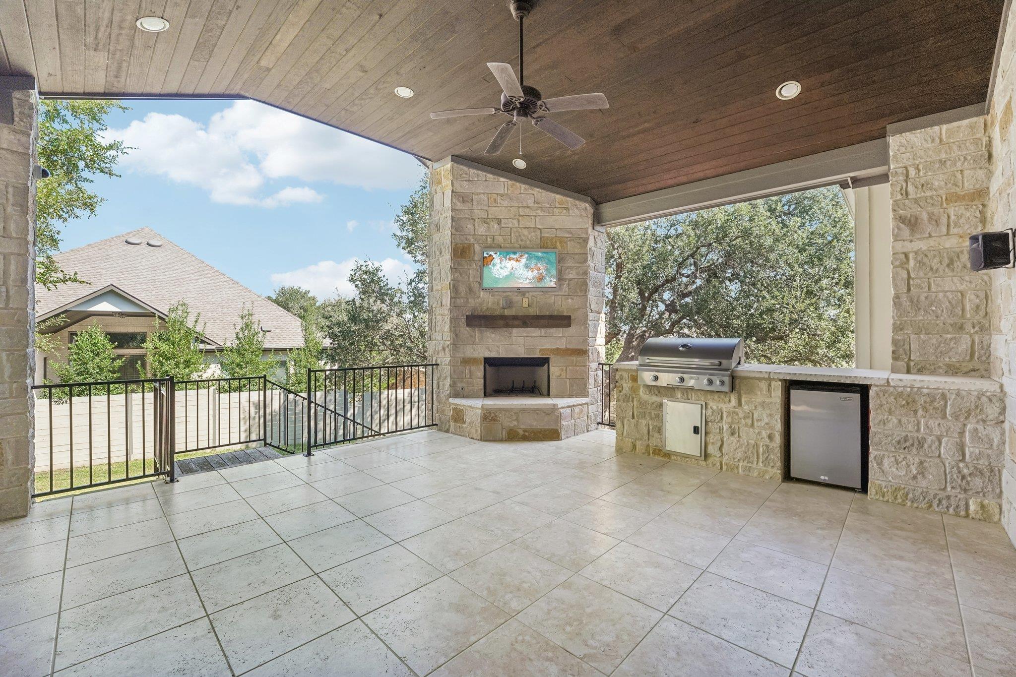 100 Barefoot Park Ln Property Photo 34