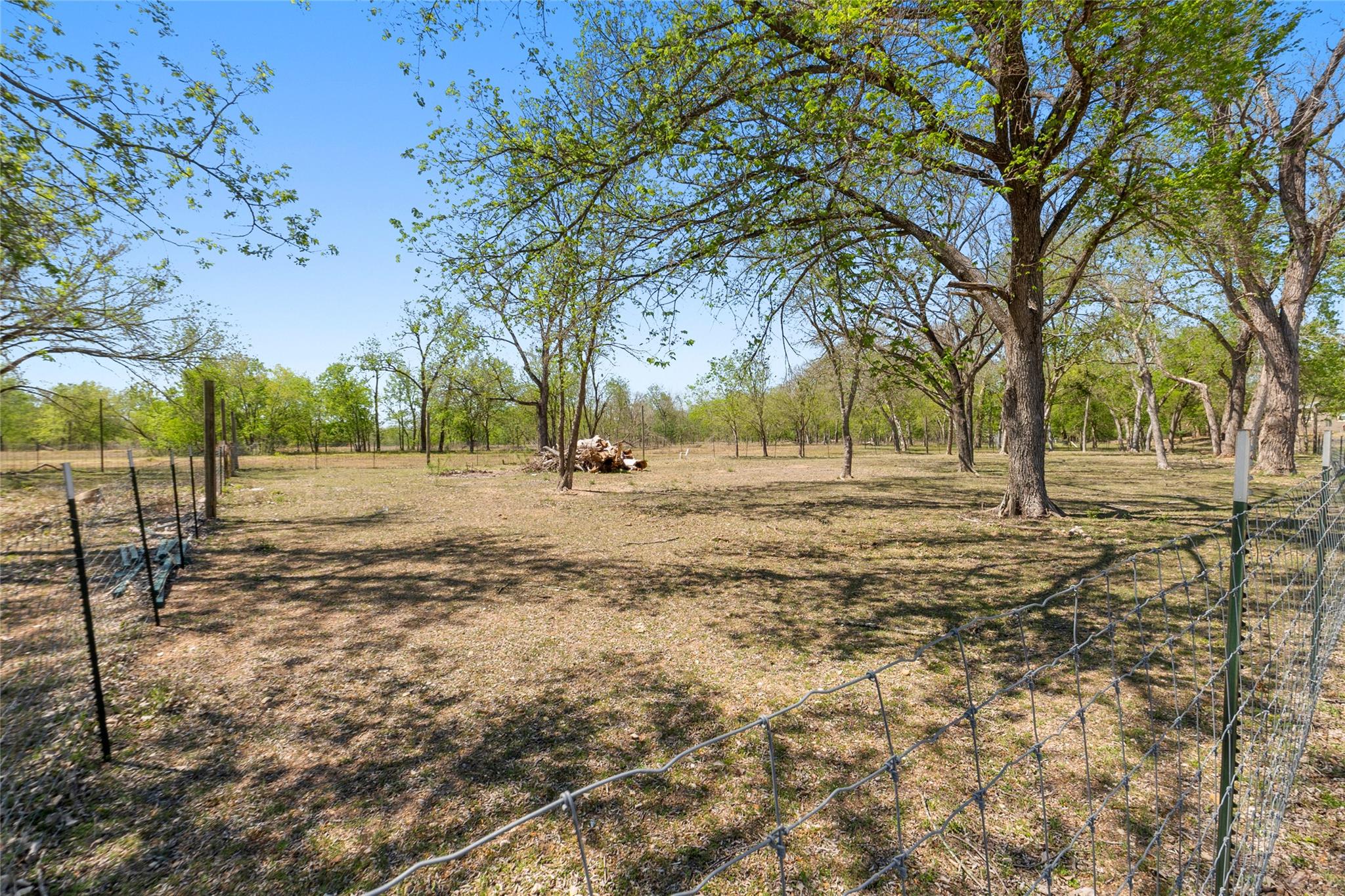 2711 Citation Dr Property Photo 12