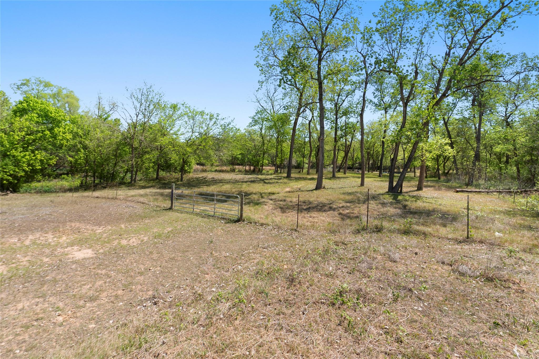 2711 Citation Dr Property Photo 13