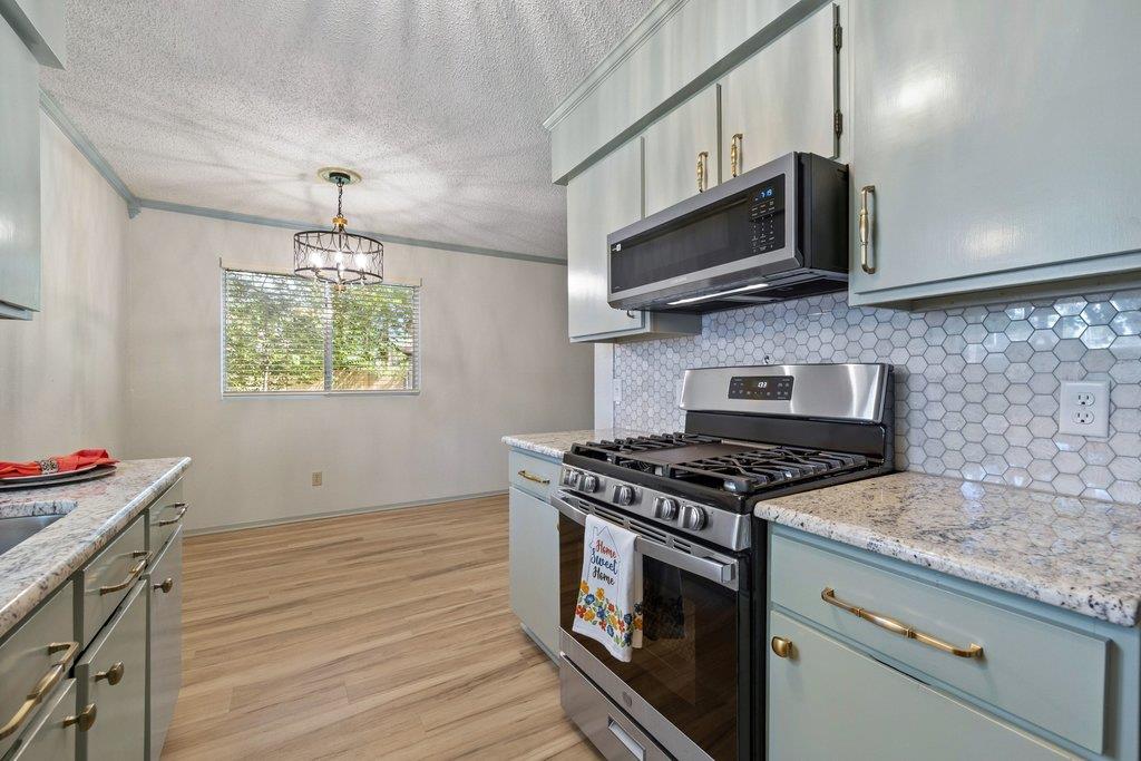 704 Brookwood Cir Property Photo 11