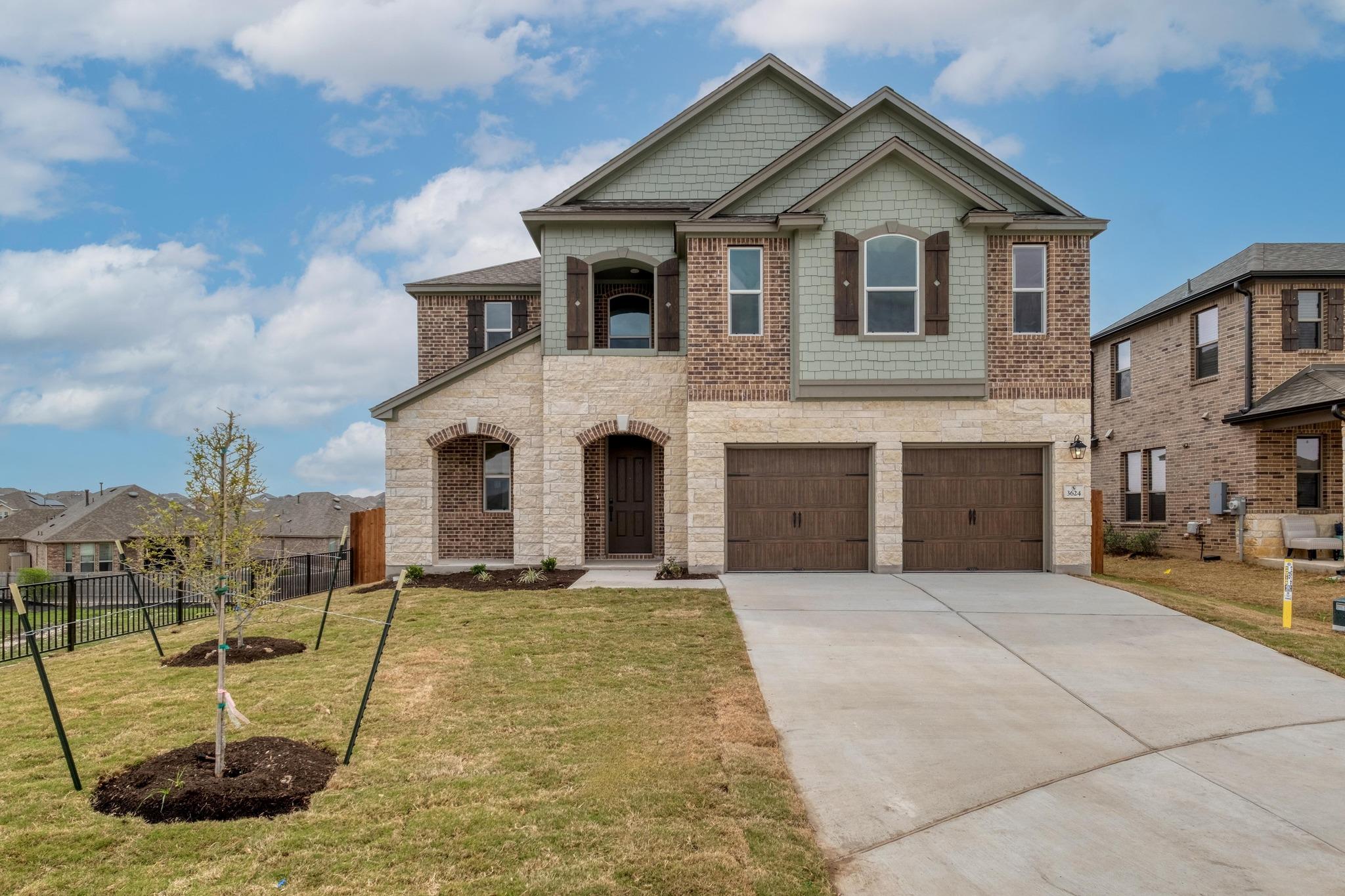 3624 Carinaro Loop Property Photo 1
