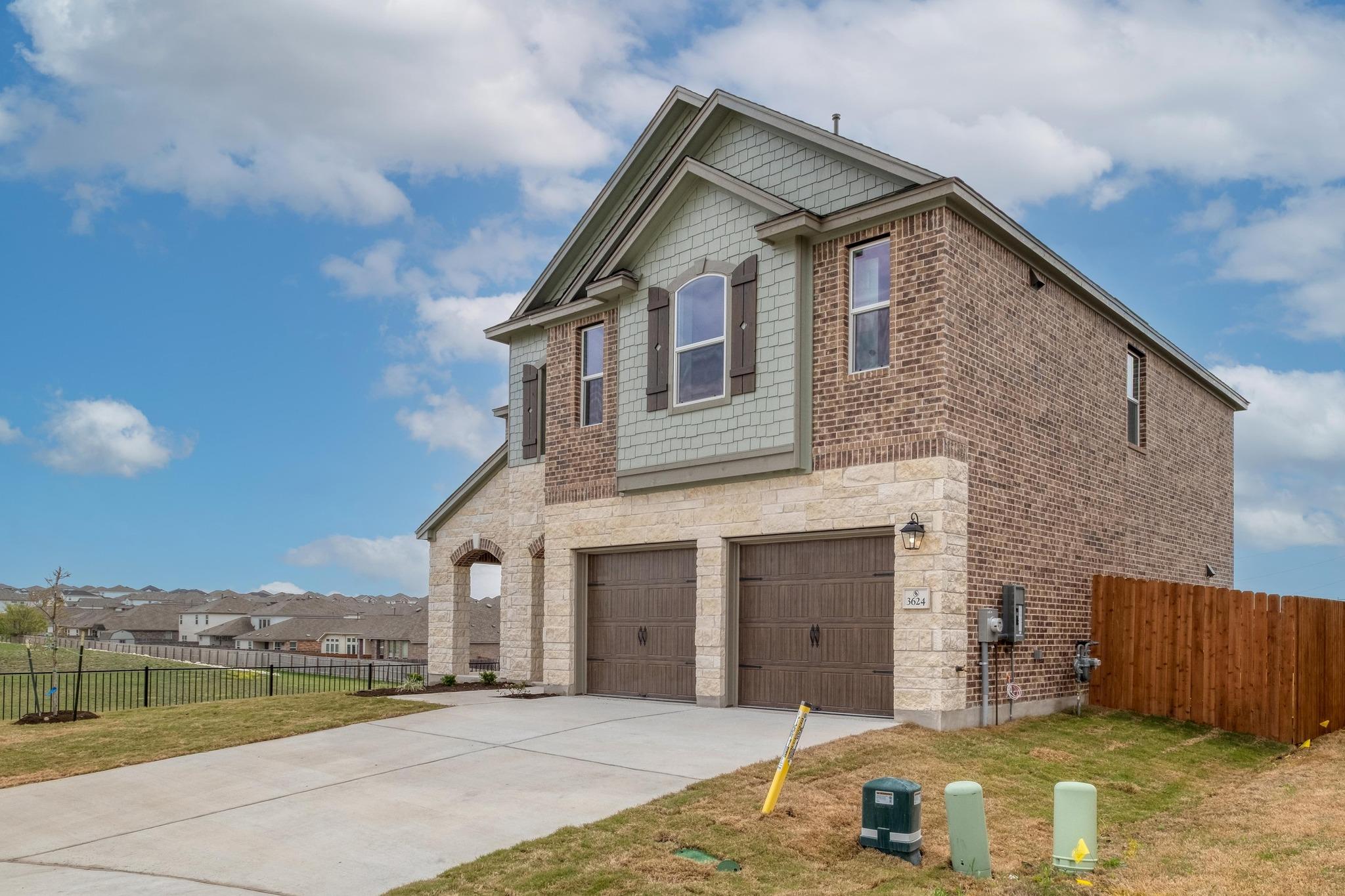 3624 Carinaro Loop Property Photo 3