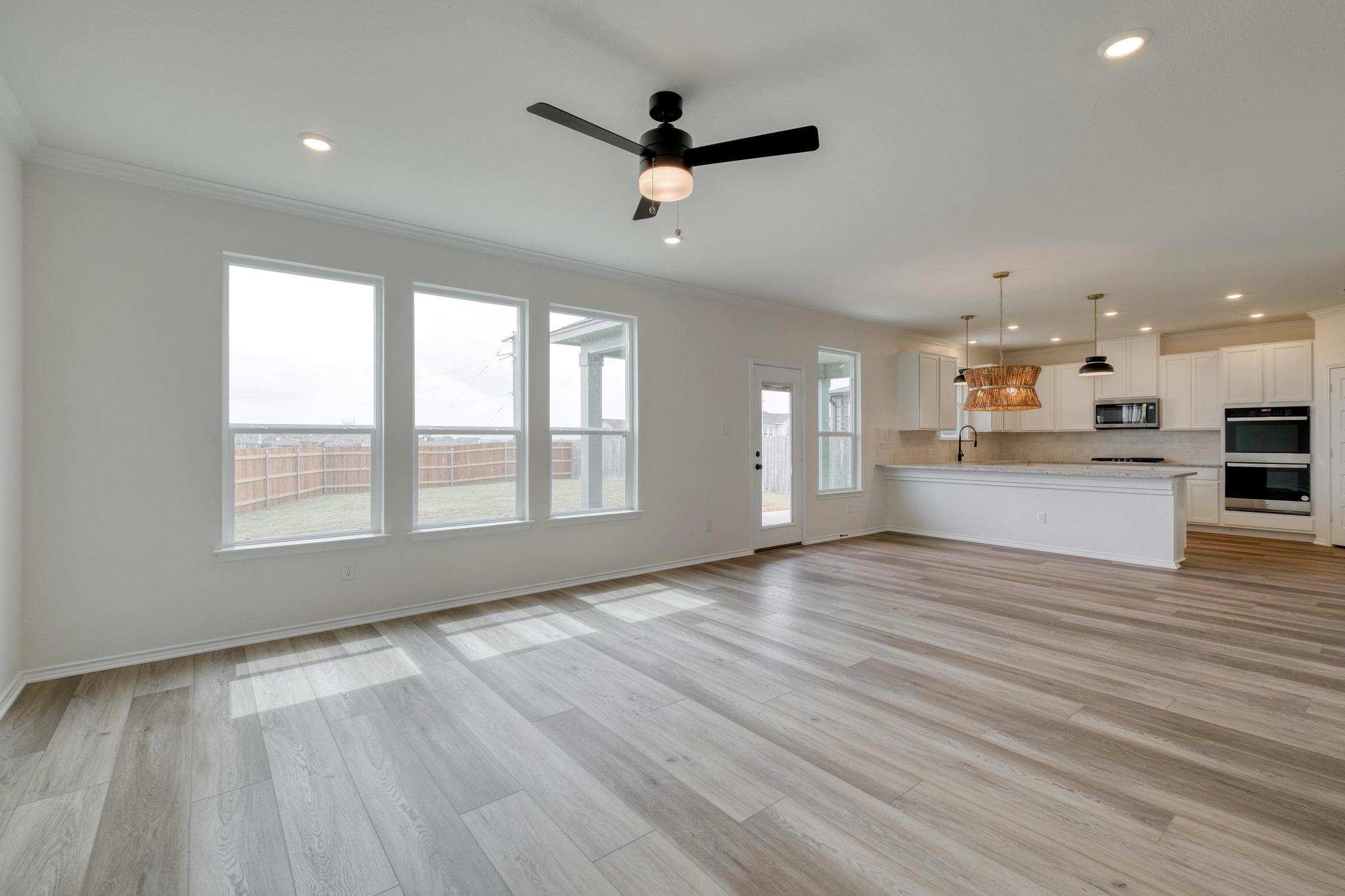 3624 Carinaro Loop Property Photo 8