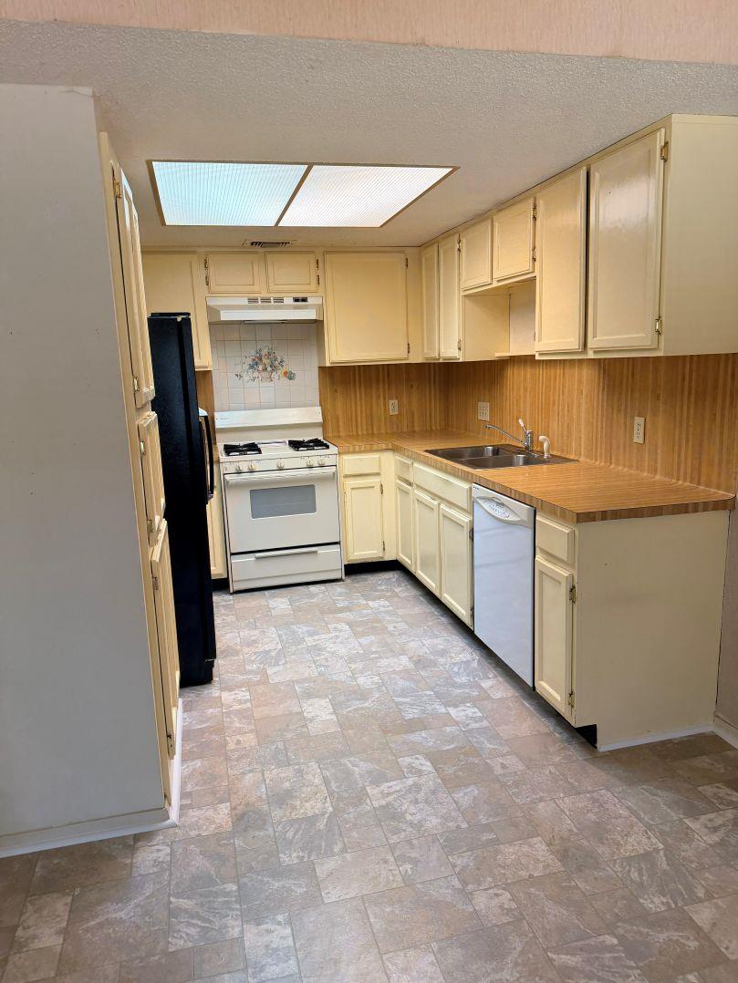 5500 Buffalo Pass #a Property Photo 7