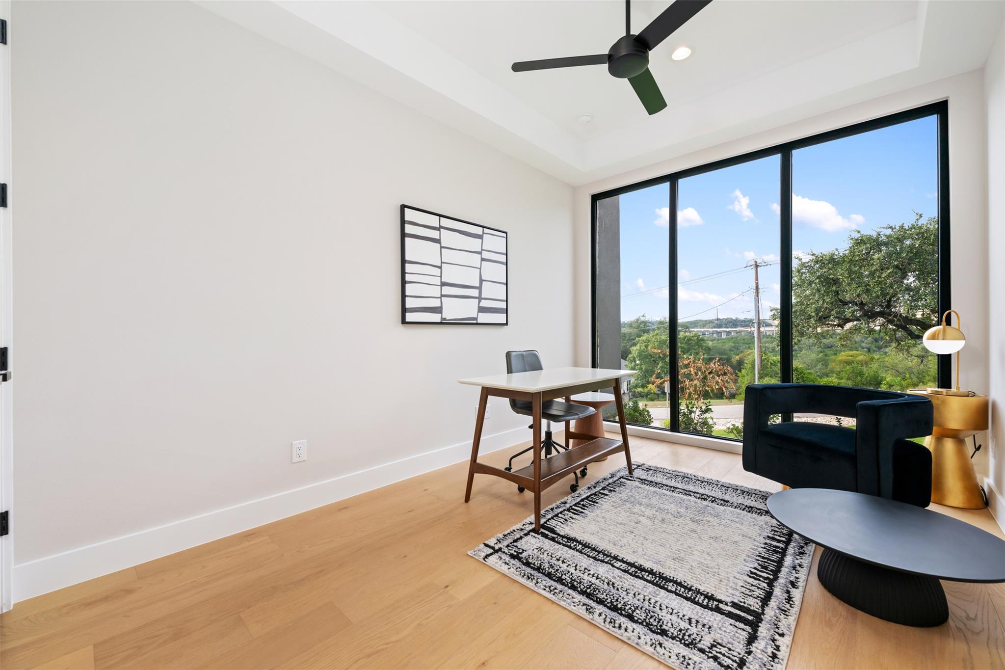 13701 Montview Dr Property Photo 10
