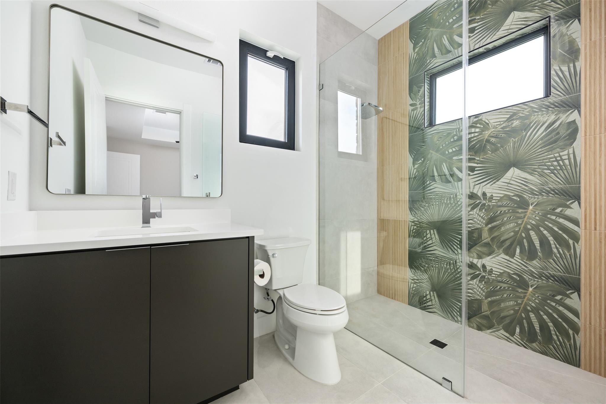 13701 Montview Dr Property Photo 24