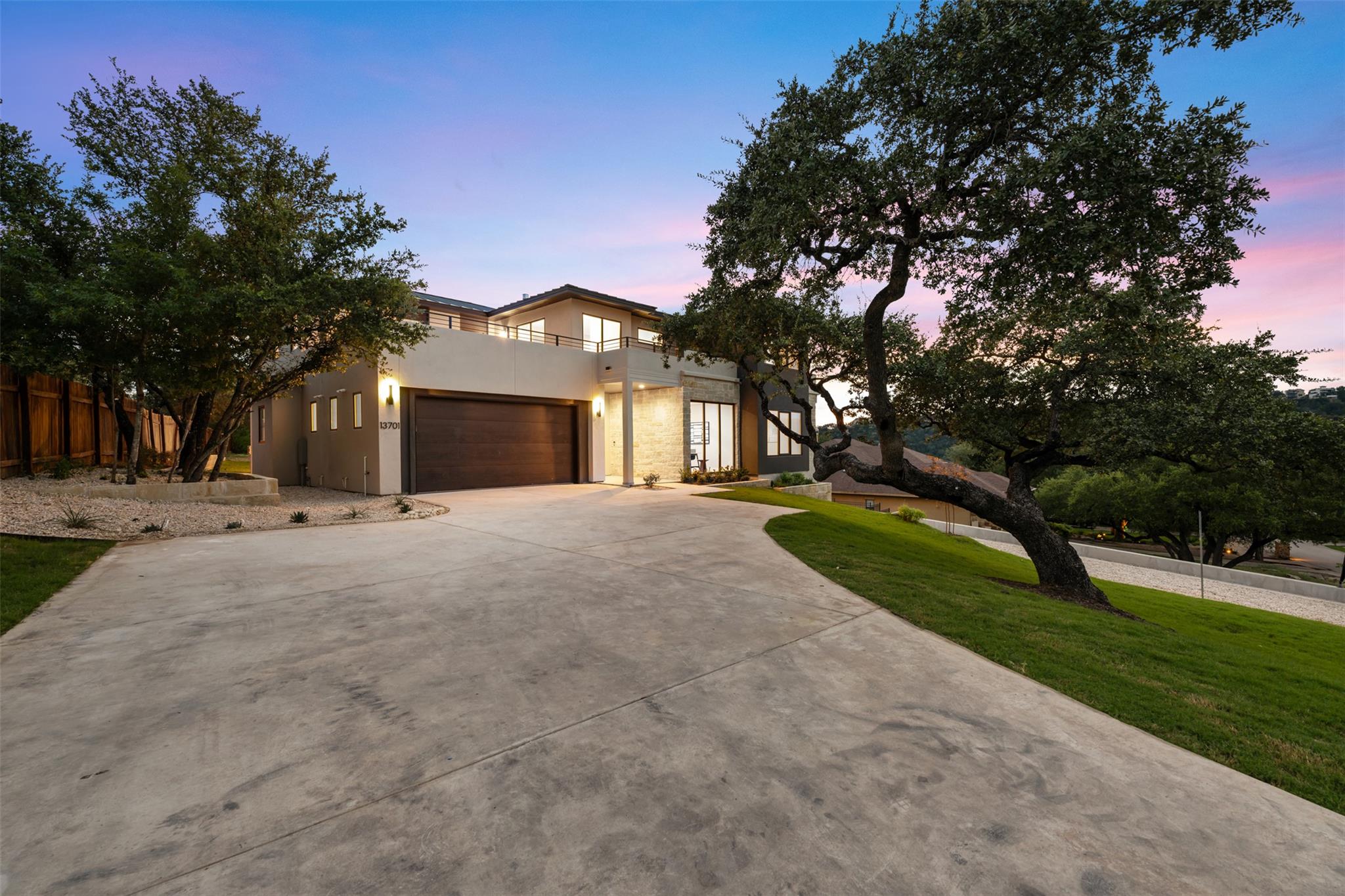 13701 Montview Dr Property Photo 30