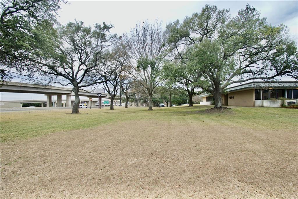8108 Exchange Dr Property Photo 12