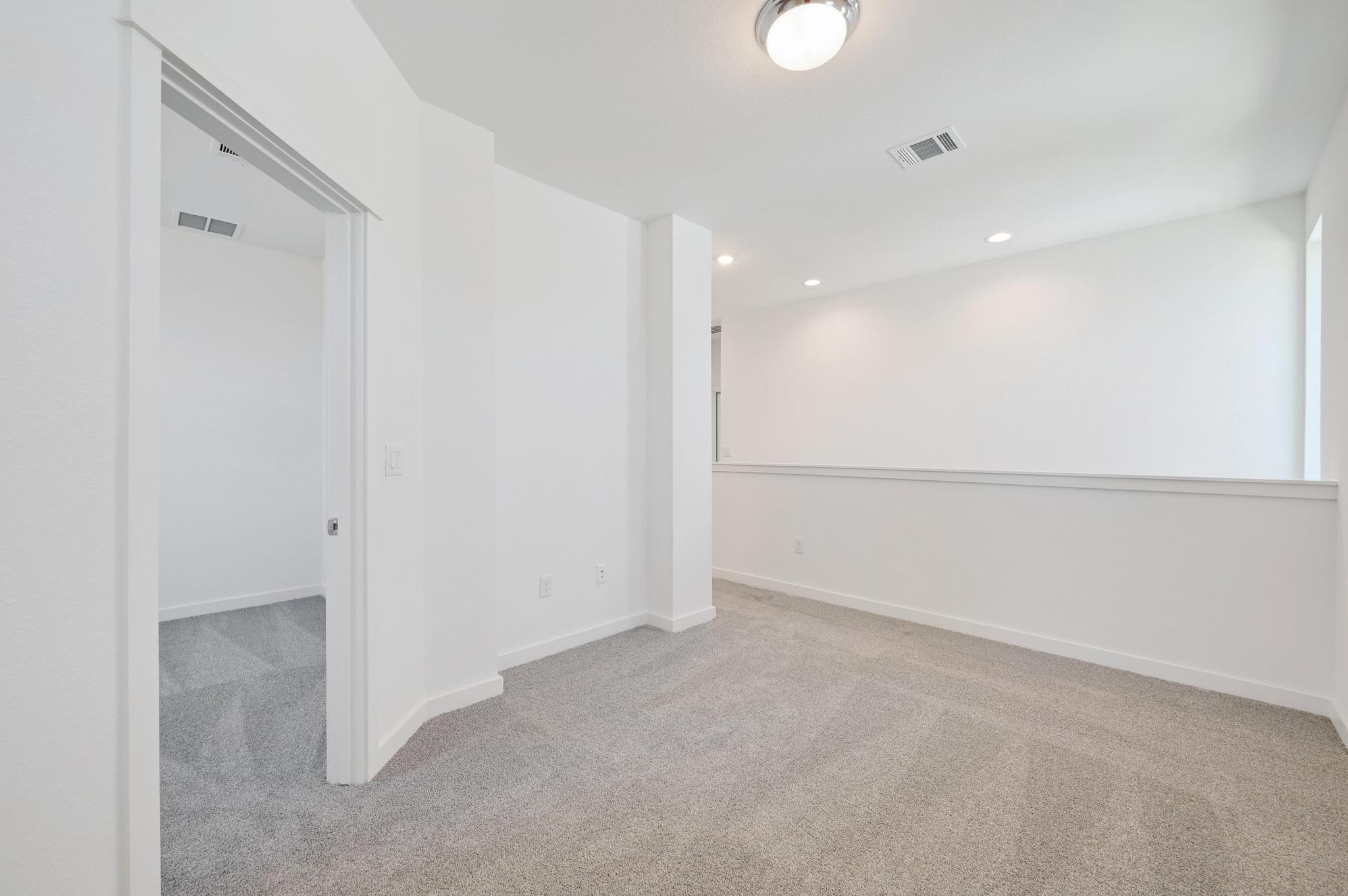 458 Orleanian Dr #a Property Photo 15