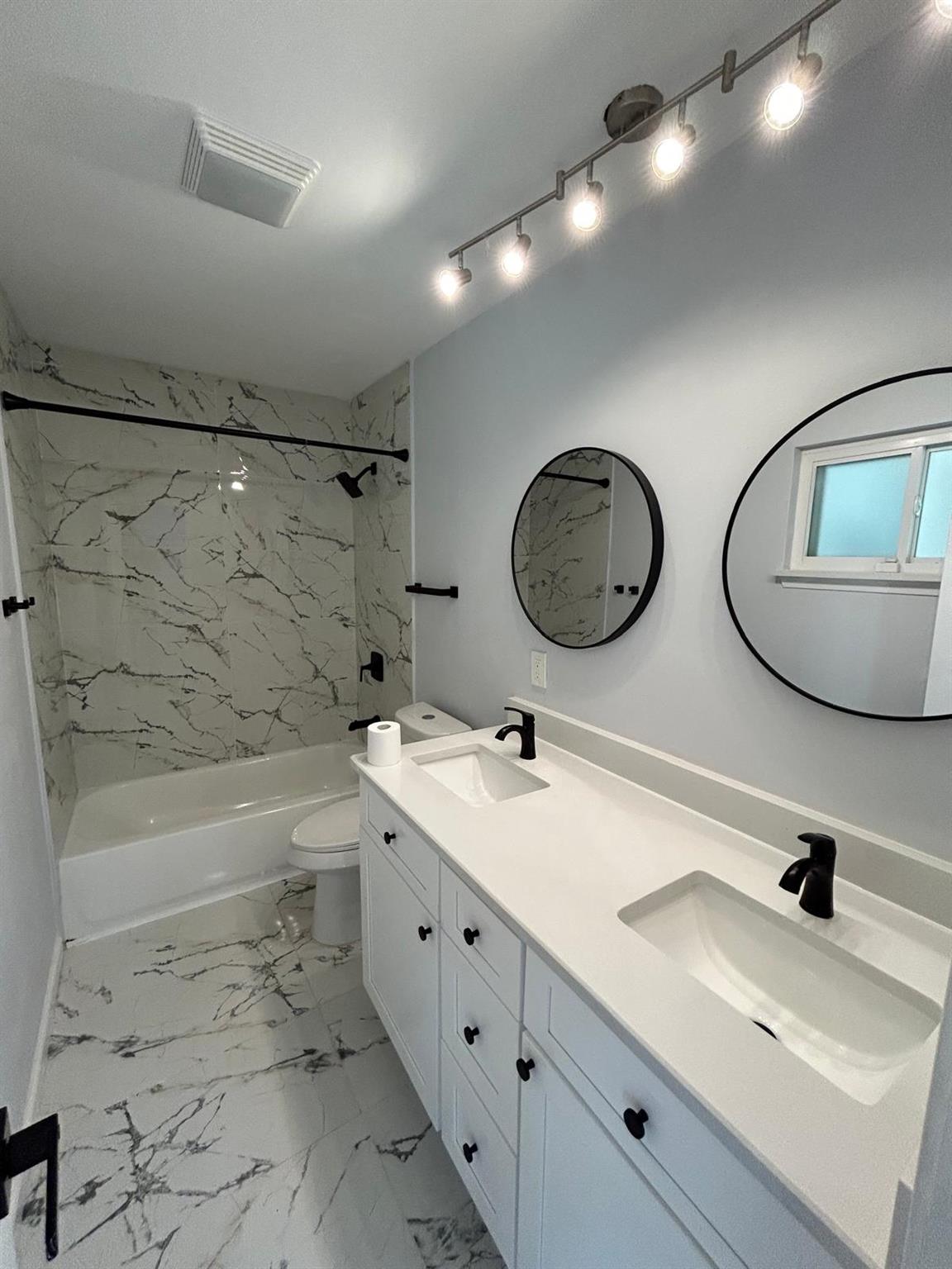 11803 Charing Cross Rd Property Photo 11